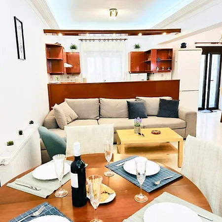 Sea Breeze Sanctuary-1bd 3pl 1ba - 90m To Sea Apartment Chania (Crete)