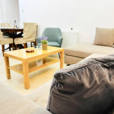 Sea Breeze Sanctuary-1bd 3pl 1ba - 90m To Sea Apartment